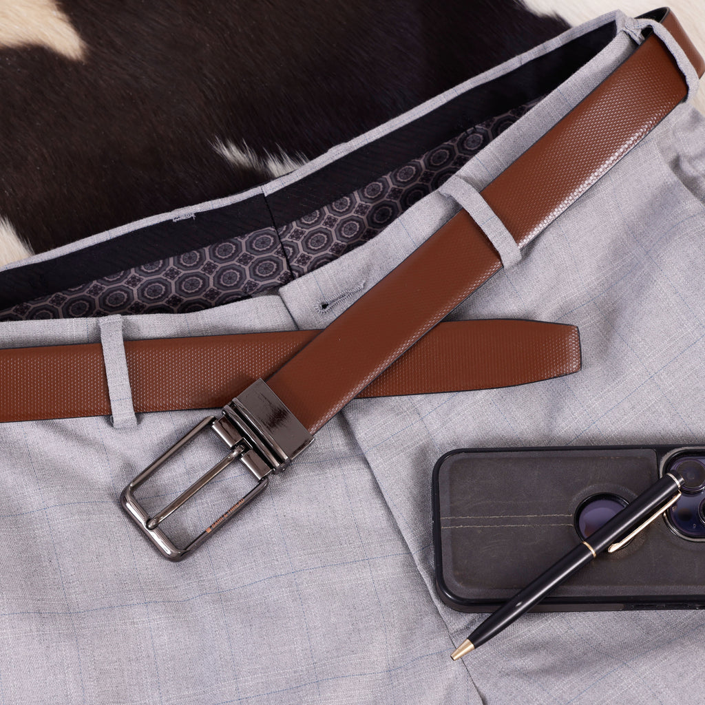 Reversible Leather Belt with Silver Buckle – Versatile Style Meets Premium Craftsmanship